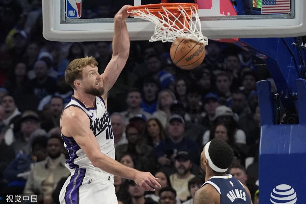 不断调整自 不断调整自